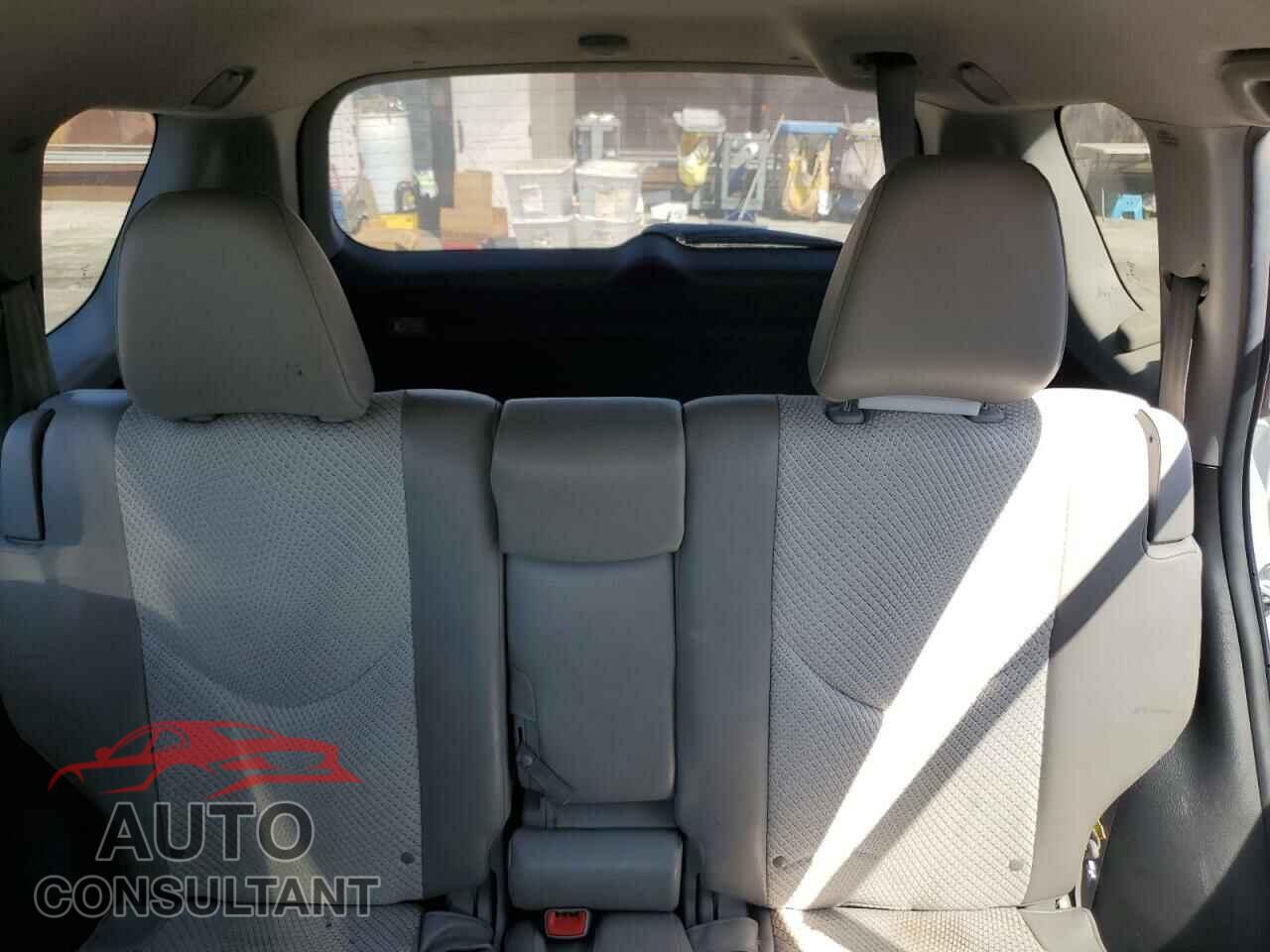 TOYOTA RAV4 2014 - 2T3YL4DV4EW002697