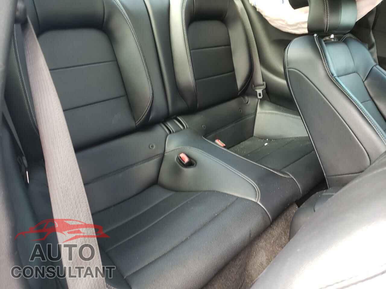 FORD MUSTANG 2017 - 1FA6P8CF2H5240515