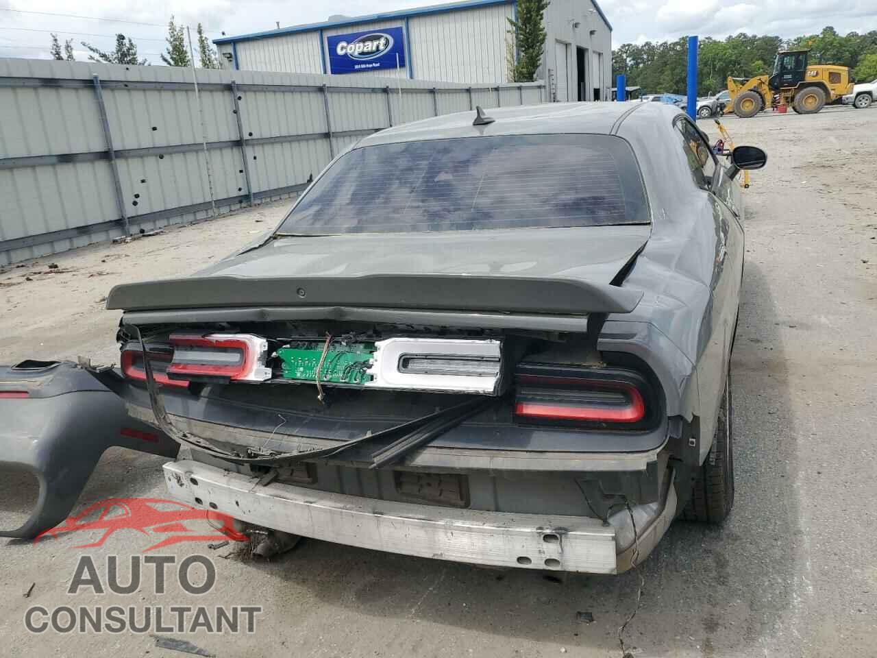 DODGE CHALLENGER 2018 - 2C3CDZAG8JH215323