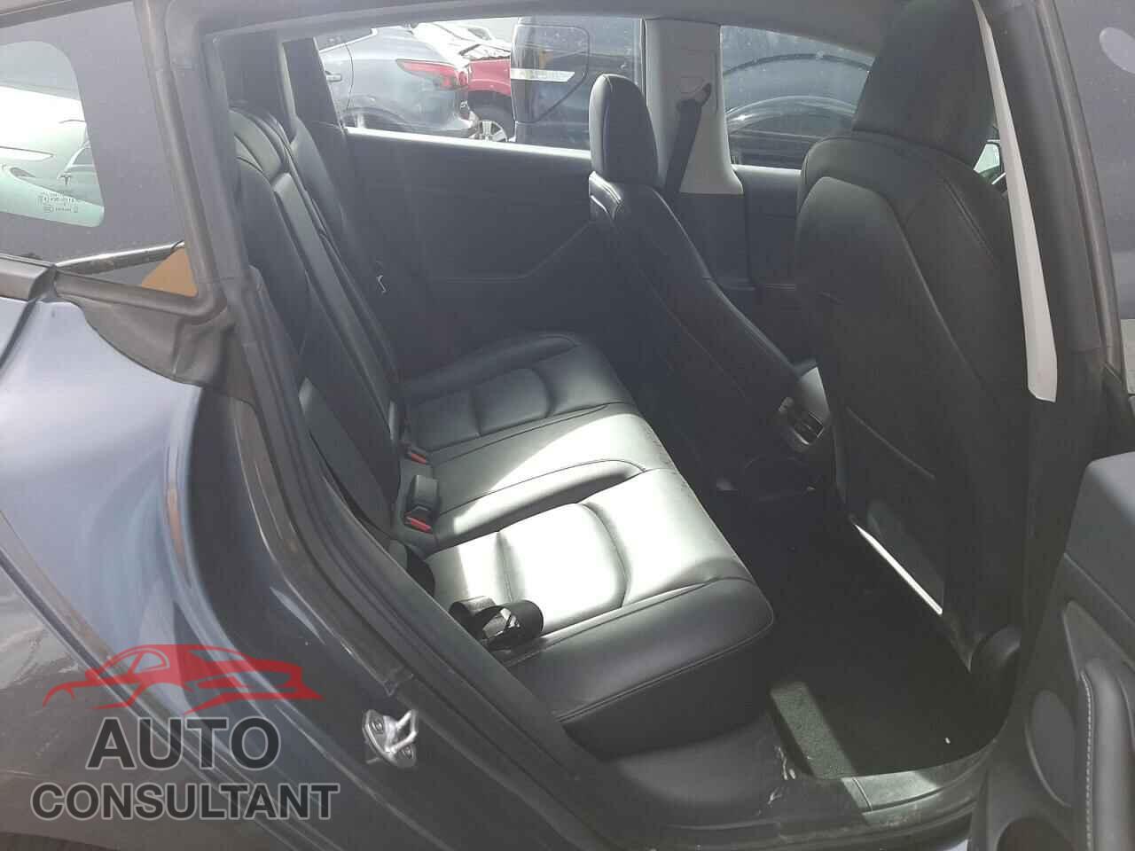 TESLA MODEL 3 2023 - 5YJ3E1EA8PF456636