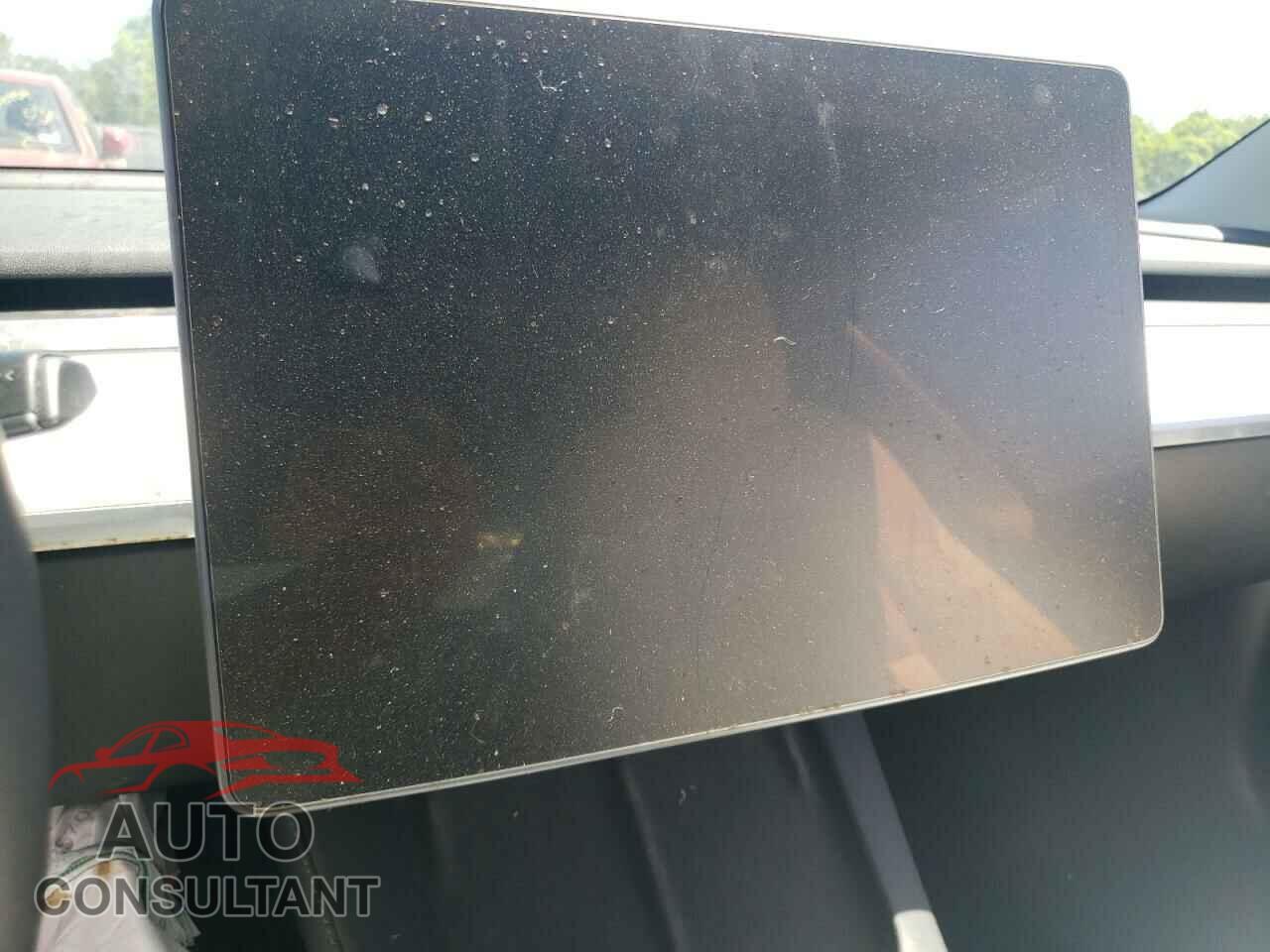 TESLA MODEL 3 2021 - 5YJ3E1EA5MF973131