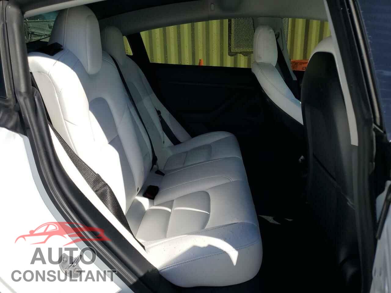 TESLA MODEL 3 2021 - 5YJ3E1EA4MF032401