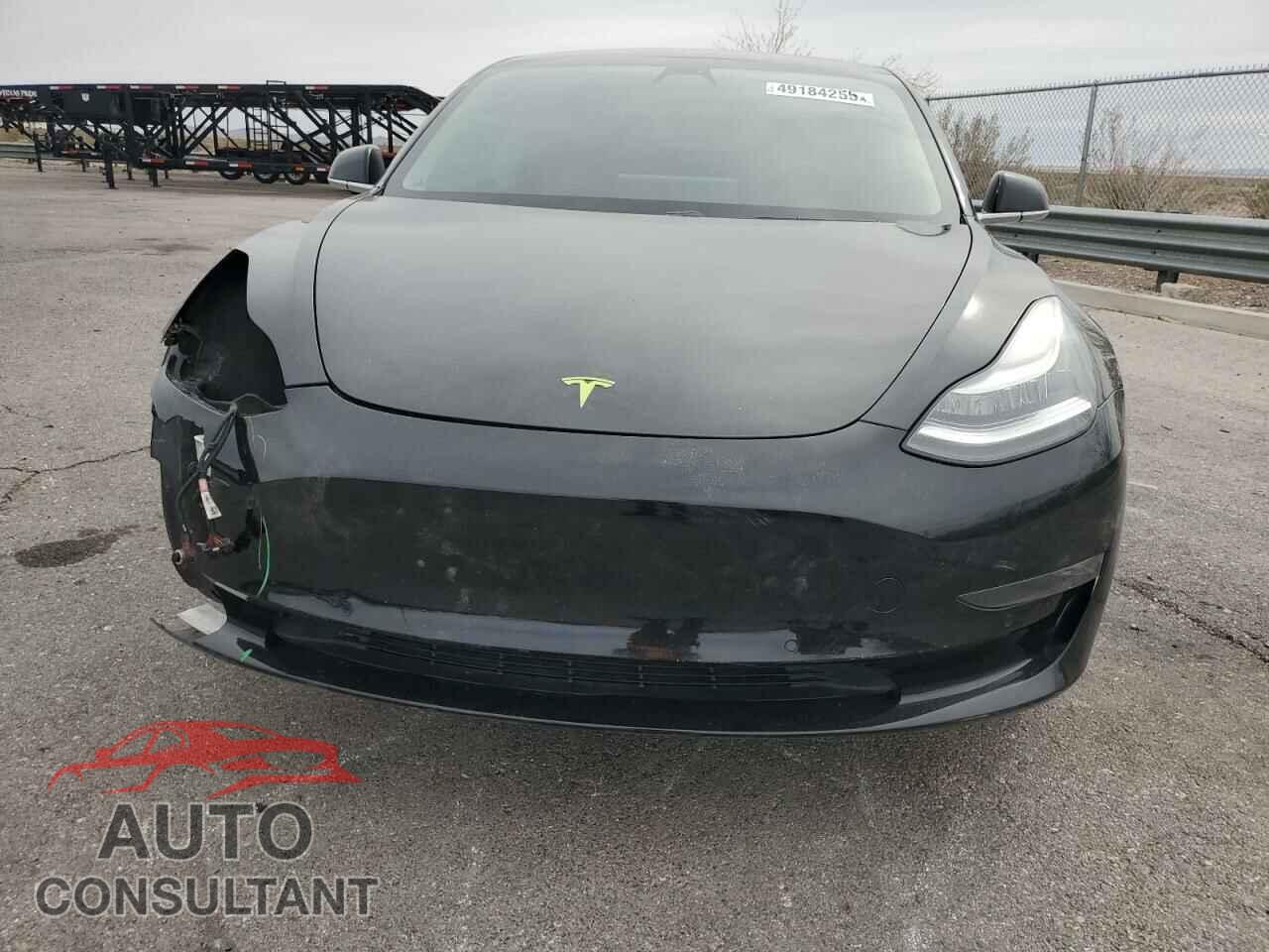 TESLA MODEL 3 2018 - 5YJ3E1EA8JF176092