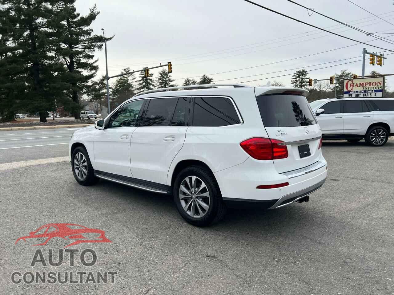 MERCEDES-BENZ GL-CLASS 2016 - 4JGDF2EEXGA680375
