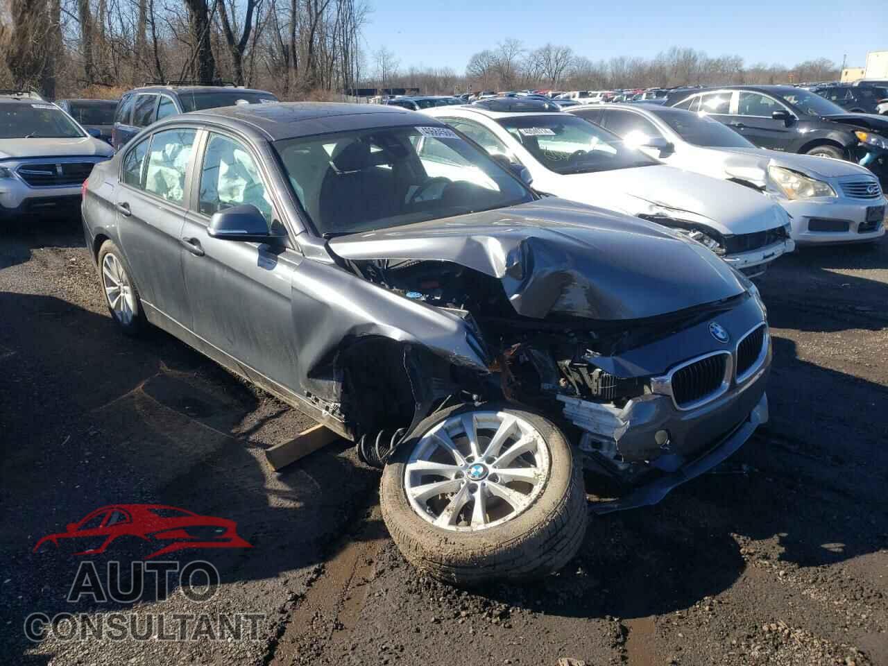 BMW 3 SERIES 2016 - WBA8E3G51GNU01722
