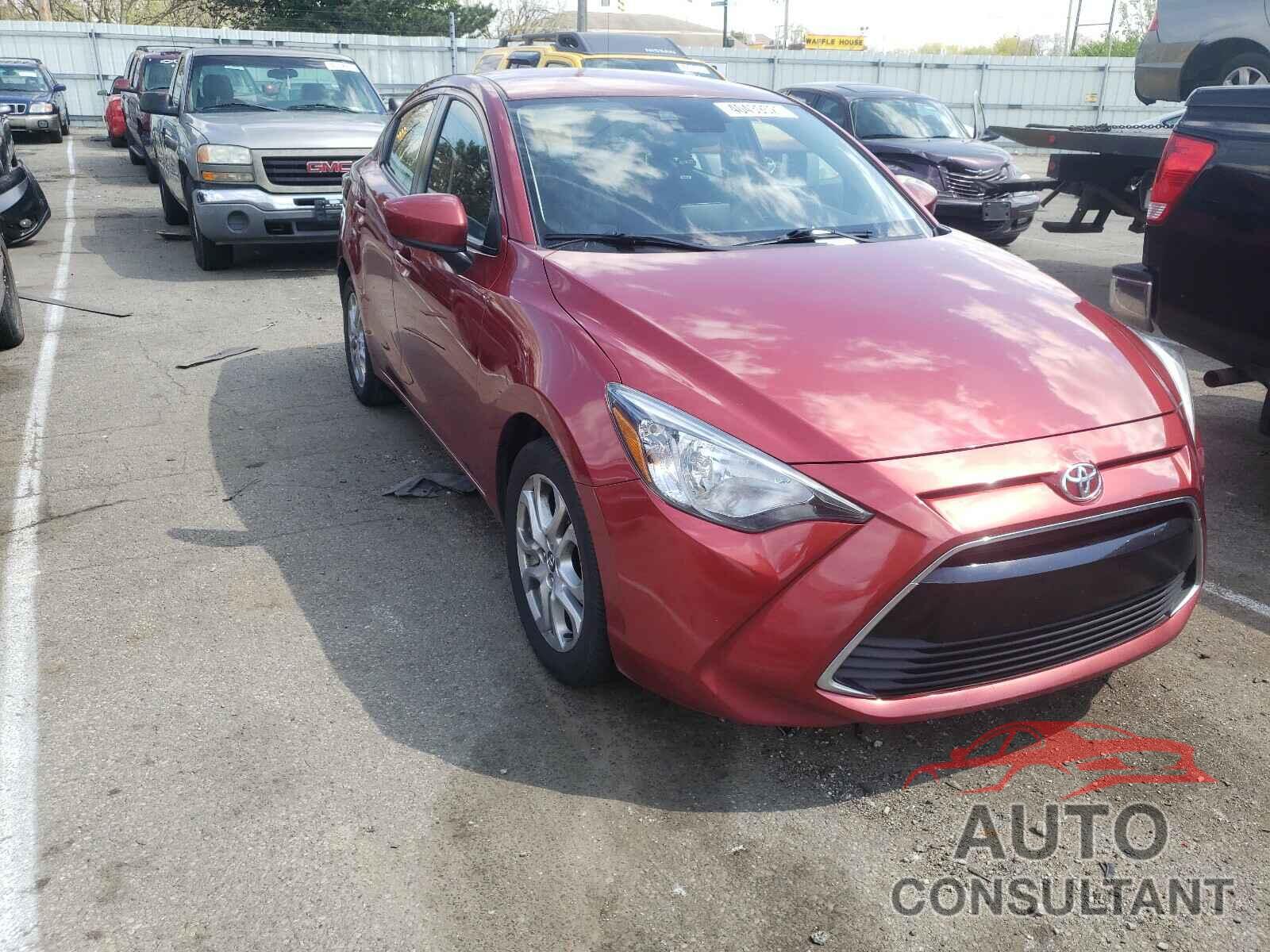 TOYOTA YARIS 2017 - 3MYDLBYV6HY166059