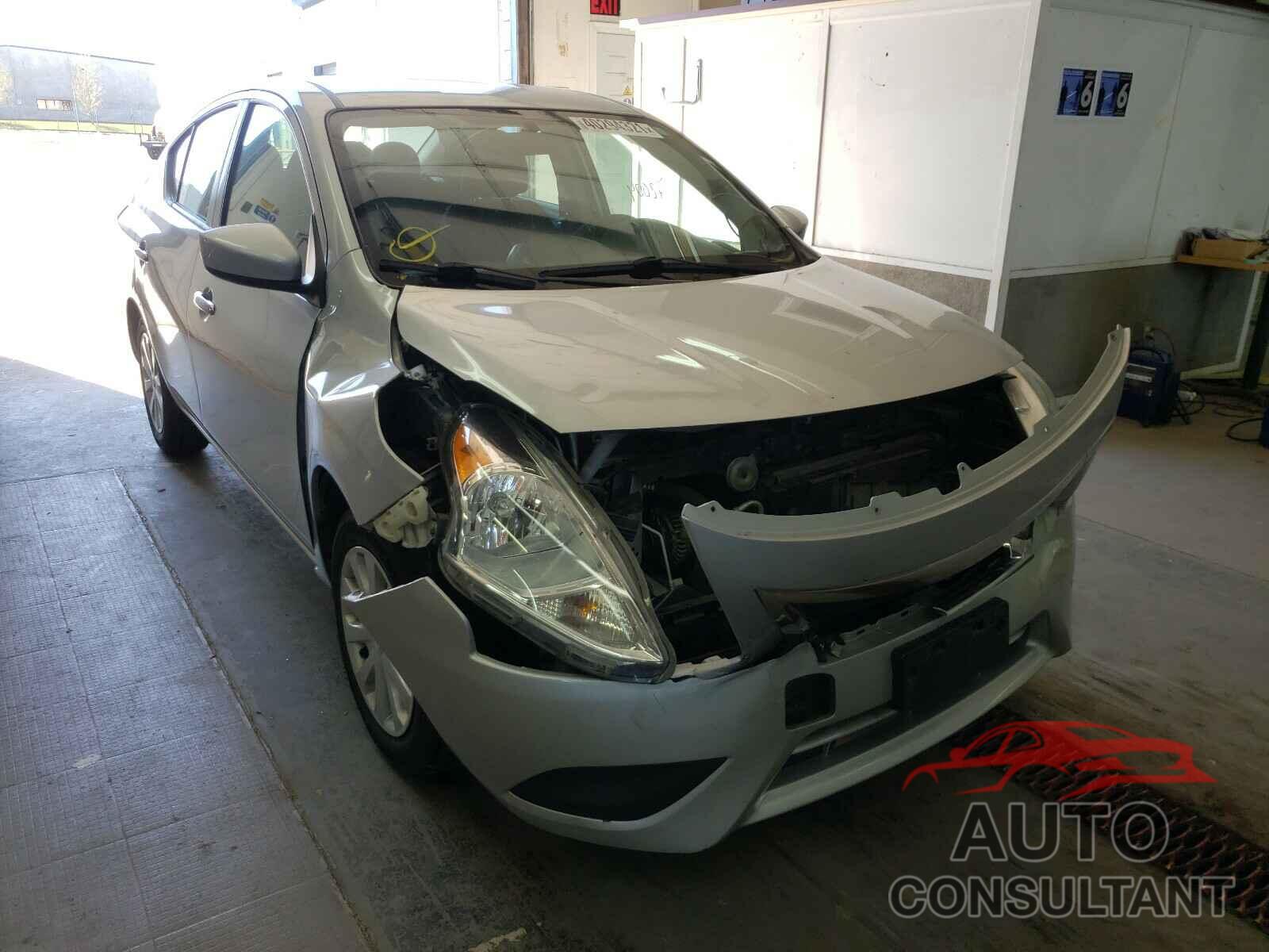NISSAN VERSA 2017 - 3N1CN7AP8HK421636