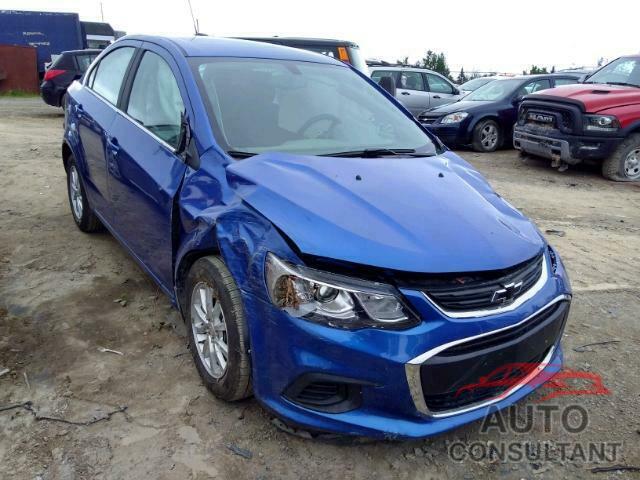 CHEVROLET SONIC 2018 - 1G1JD5SH5J4106827