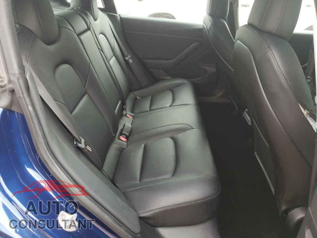 TESLA MODEL 3 2020 - 5YJ3E1EA3LF645852