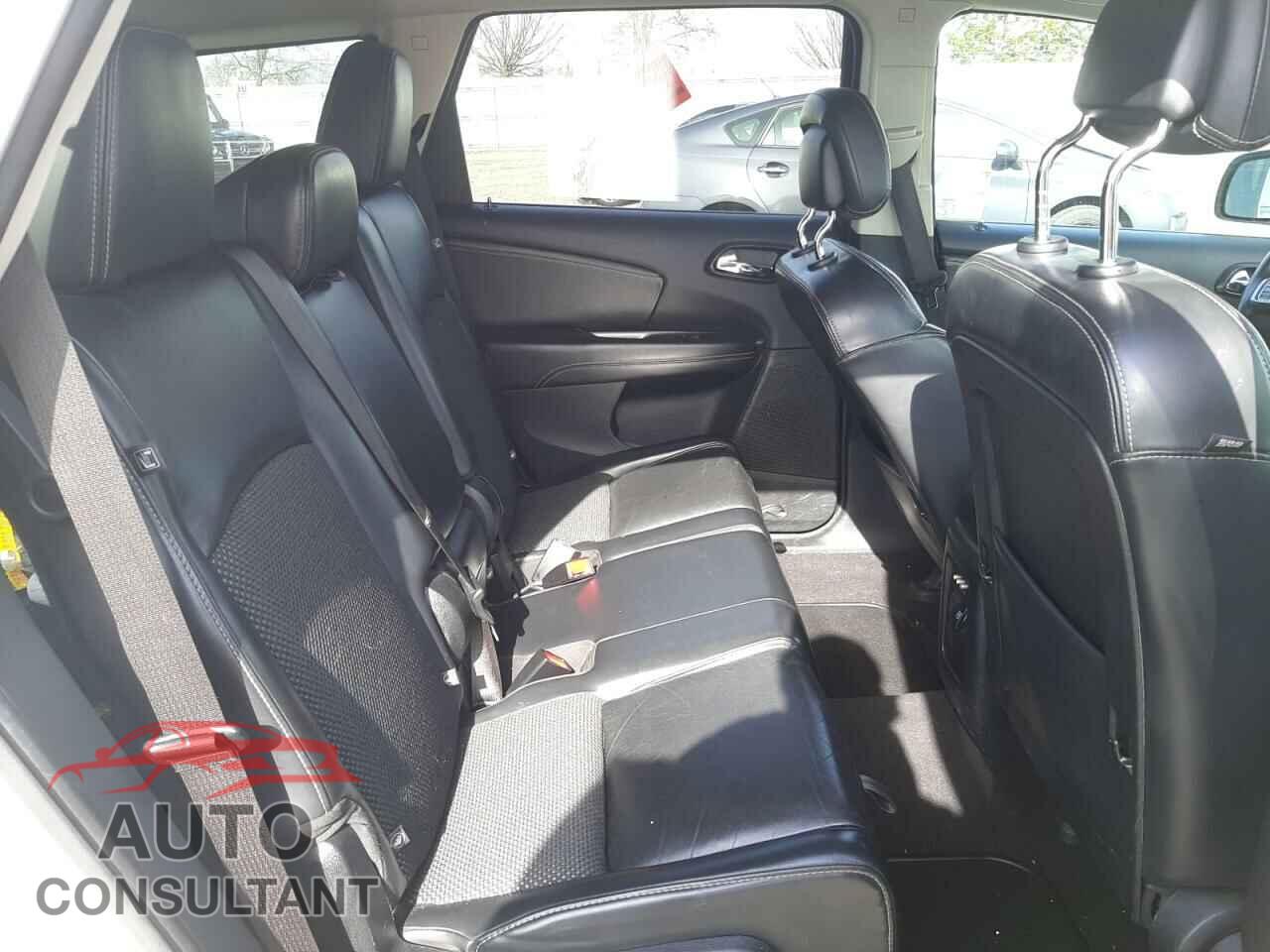 DODGE JOURNEY 2018 - 3C4PDCGB5JT382509