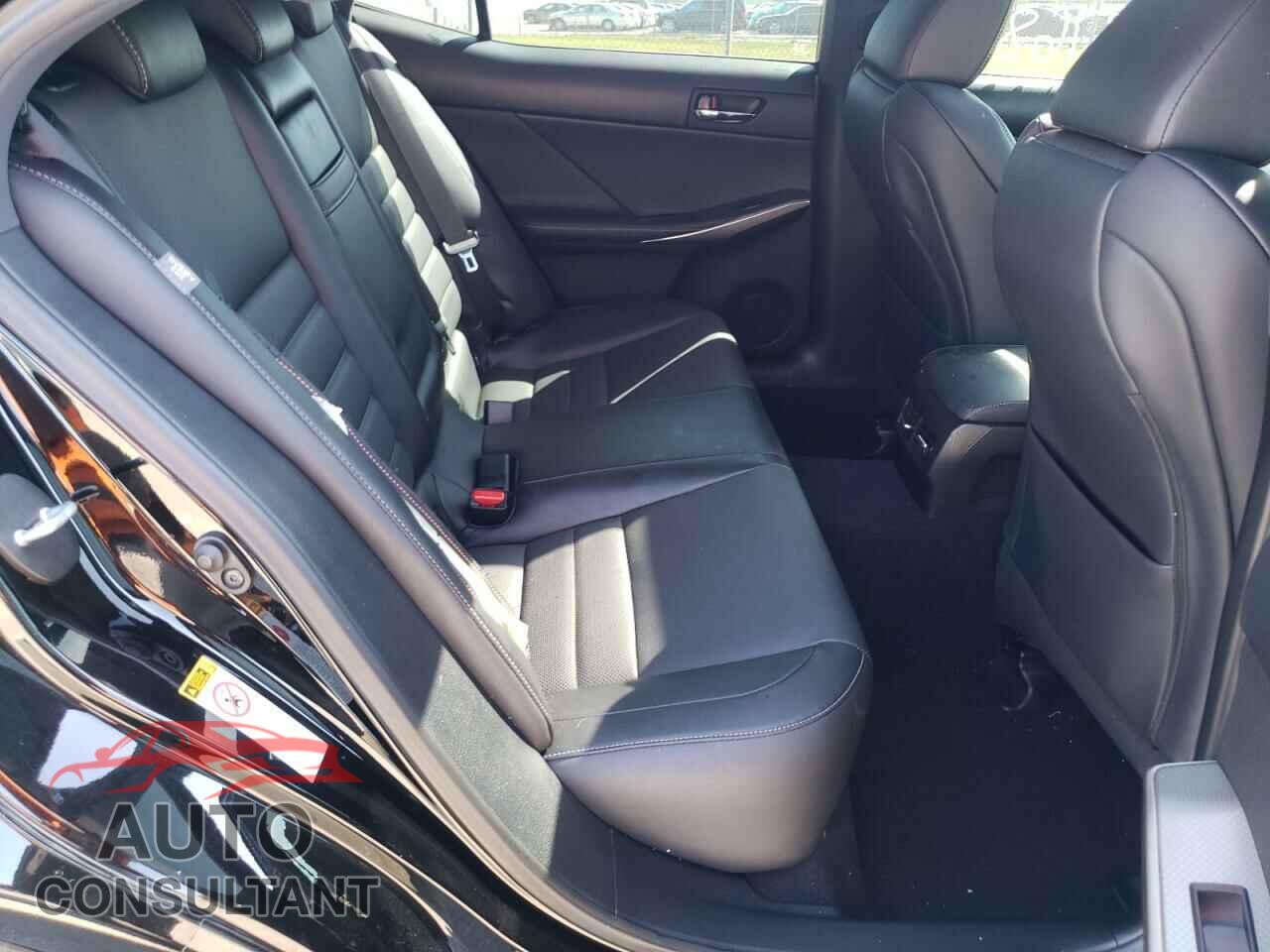 LEXUS IS 2016 - JTHBA1D21G5019577