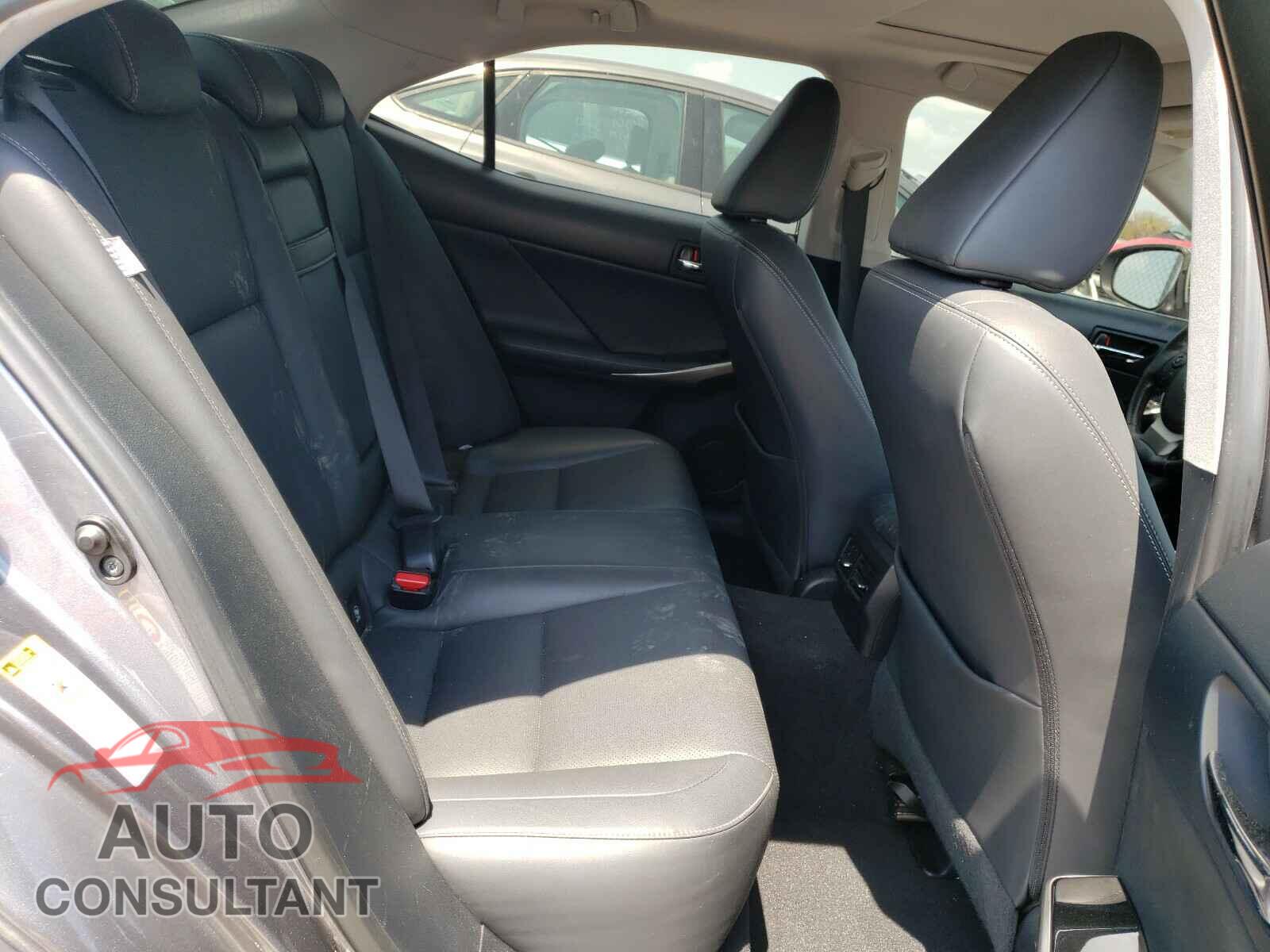 LEXUS IS 2016 - JTHBA1D26G5005142