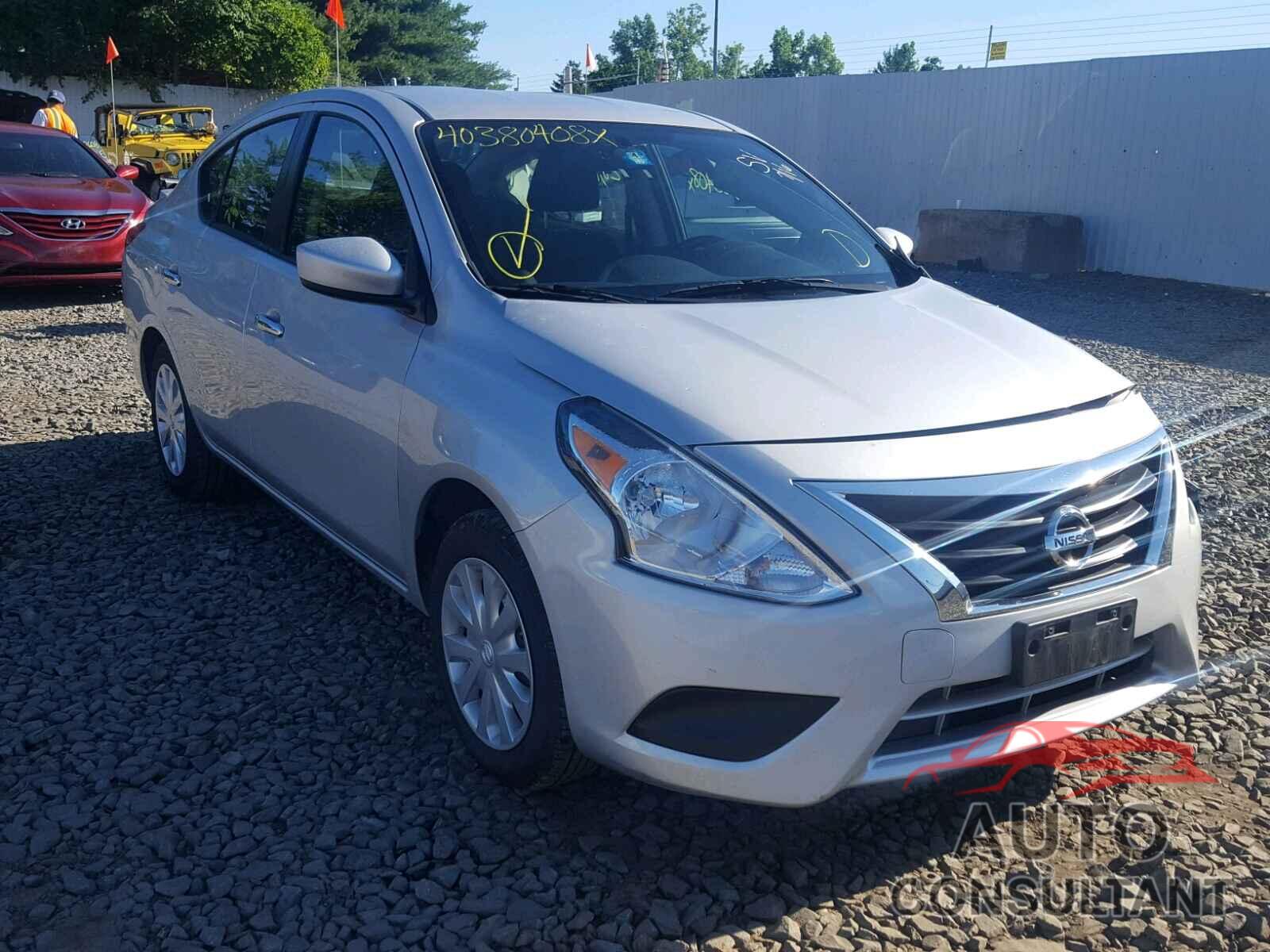 NISSAN VERSA 2017 - 3N1CN7AP0HK440391