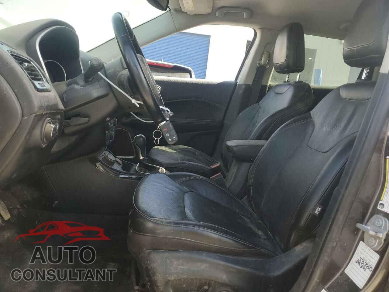 JEEP COMPASS 2021 - 3C4NJDCB3MT596334