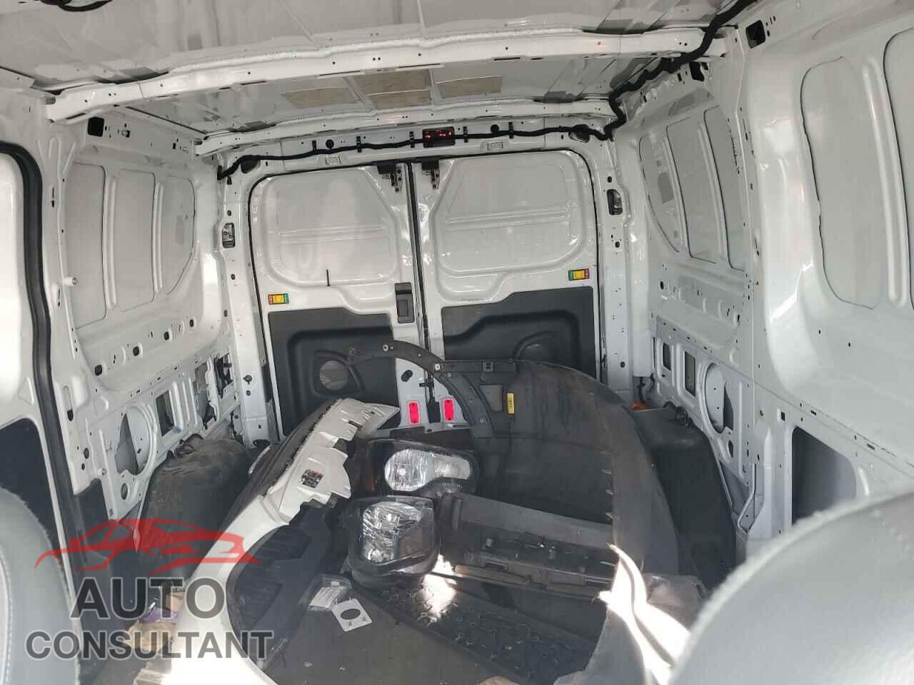 FORD TRANSIT 2018 - 1FTYR1YM3JKB13159