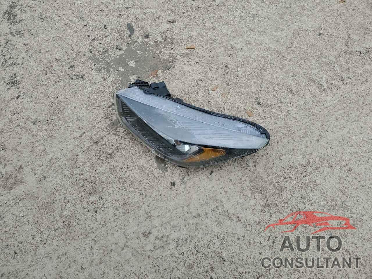 FORD ESCAPE 2019 - 1FMCU0F77KUB21010