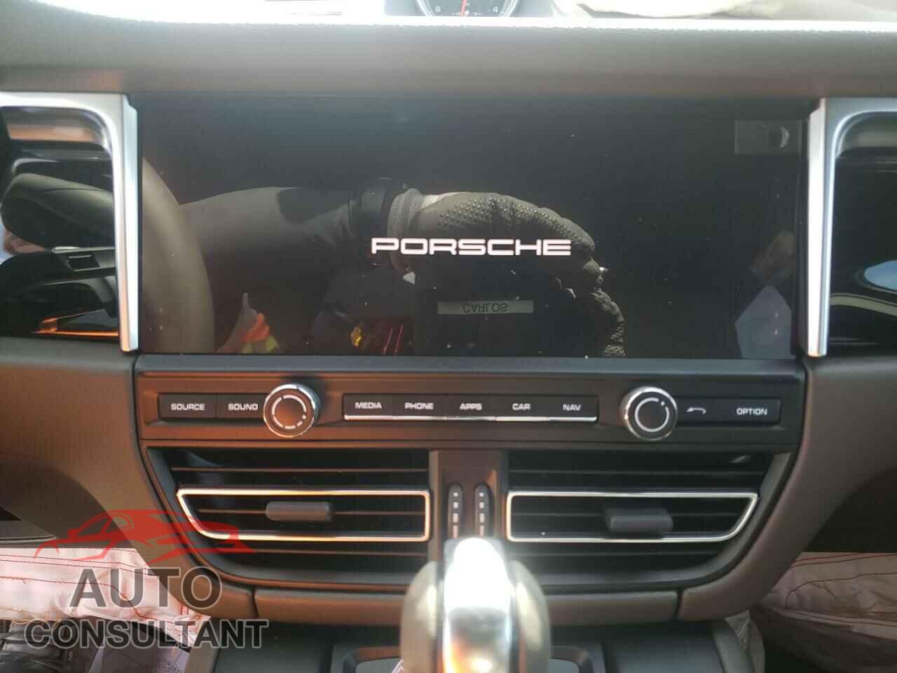 PORSCHE MACAN 2021 - WP1AA2A5XMLB15666