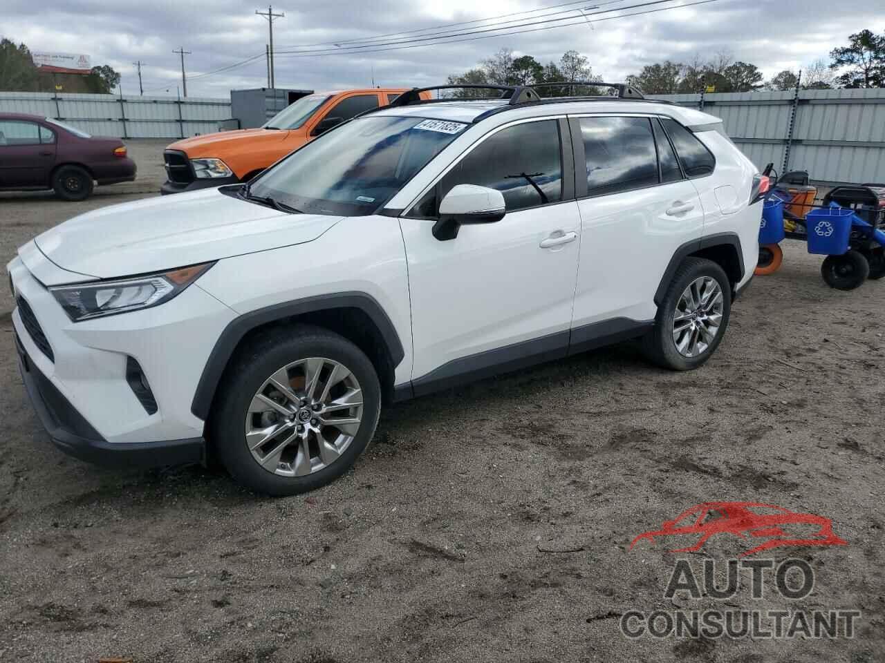 TOYOTA RAV4 2019 - JTMC1RFV1KD016723