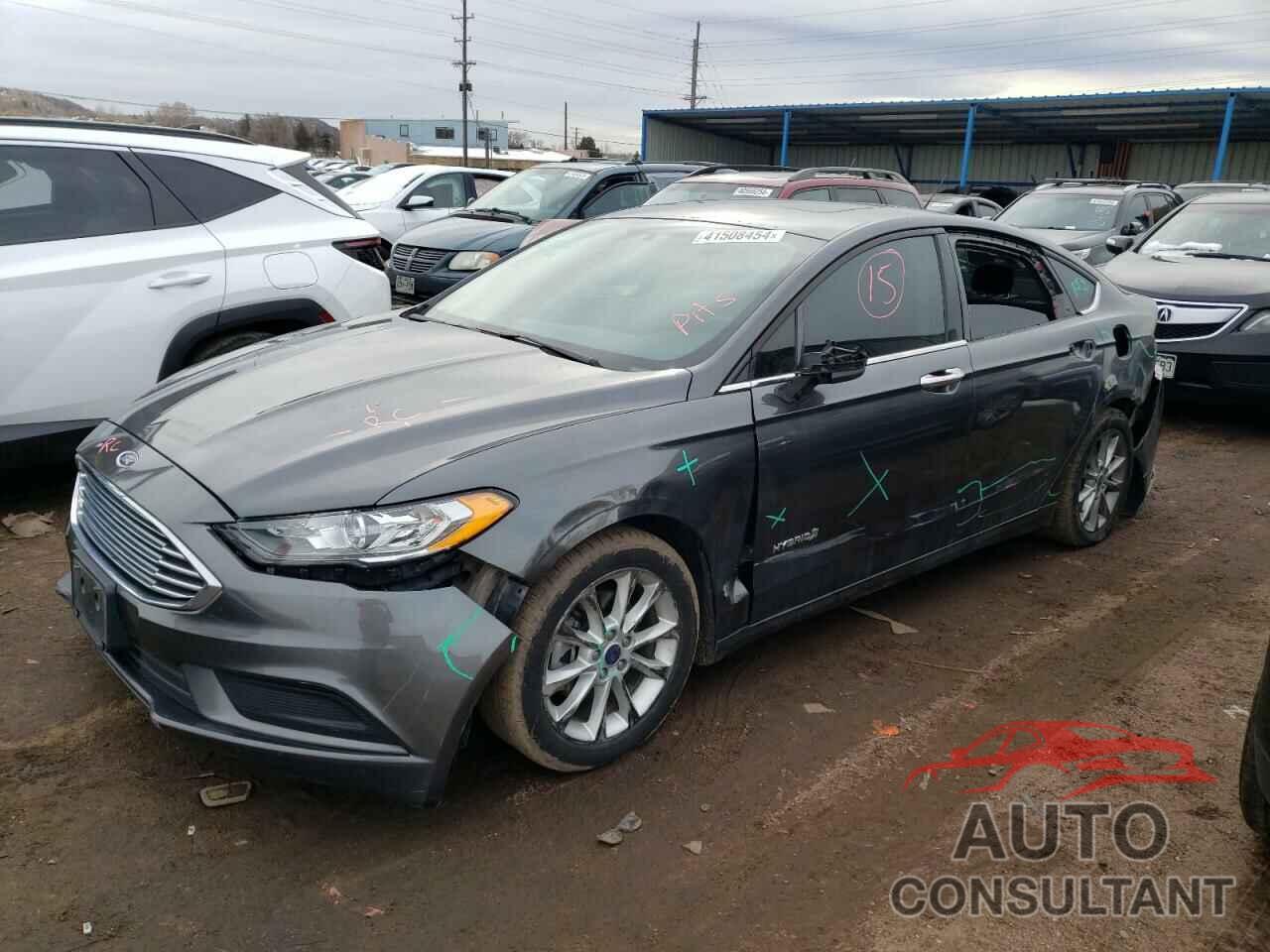 FORD FUSION 2017 - 3FA6P0LU3HR233943