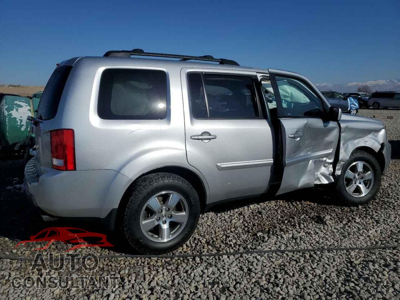 HONDA PILOT 2011 - 5FNYF4H47BB081390