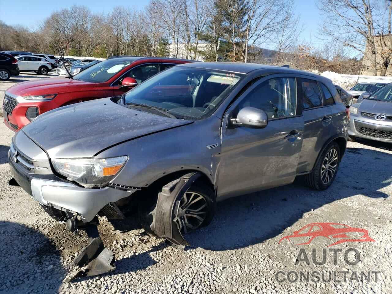 MITSUBISHI OUTLANDER 2018 - JA4AR3AU2JU023152