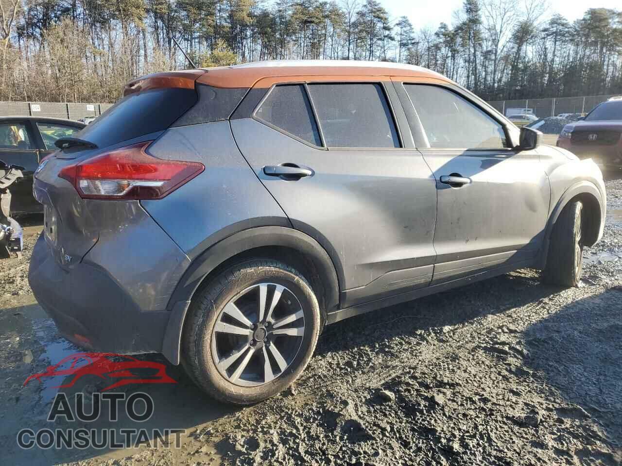 NISSAN KICKS 2019 - 3N1CP5CU3KL563752