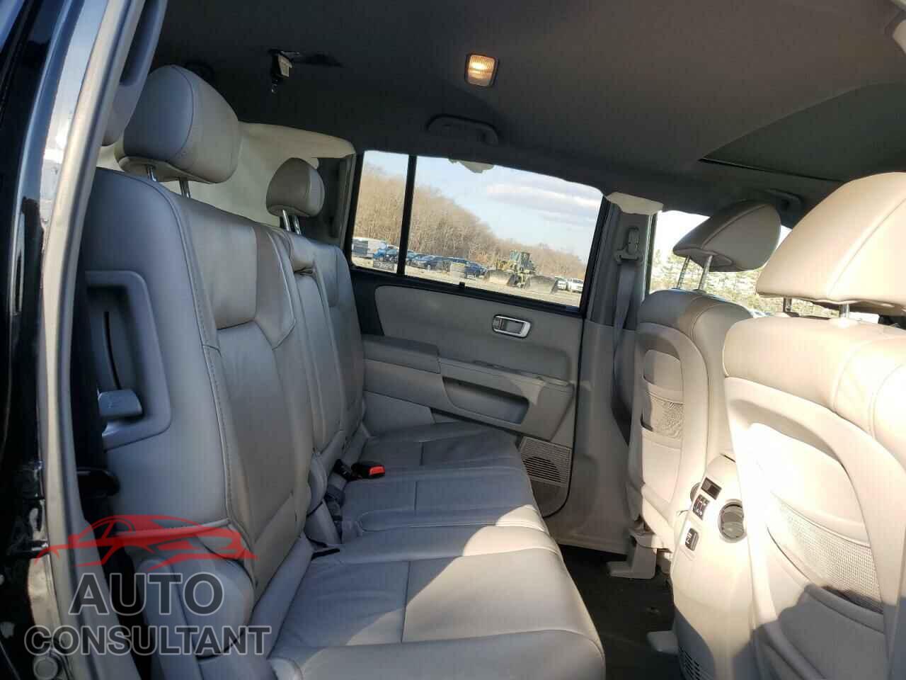 HONDA PILOT 2009 - 5FNYF48809B016068