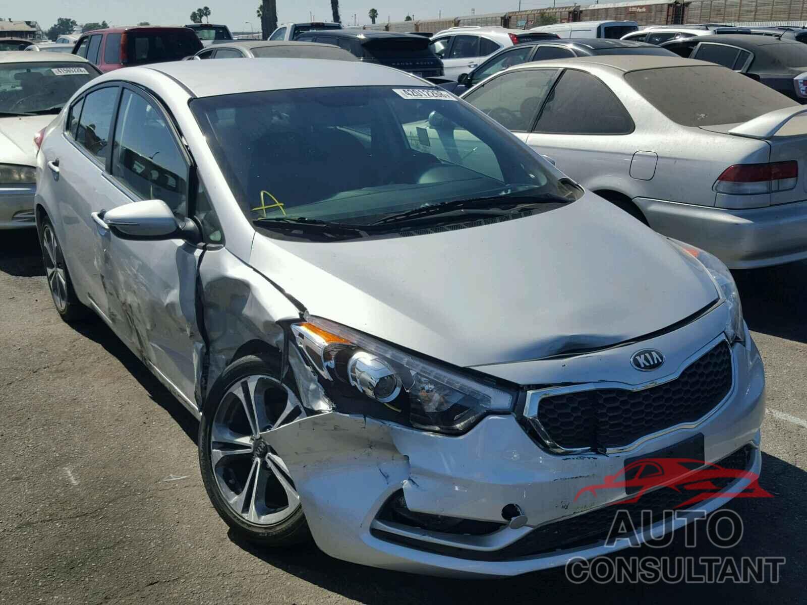 KIA FORTE 2016 - KNAFX4A87G5613468