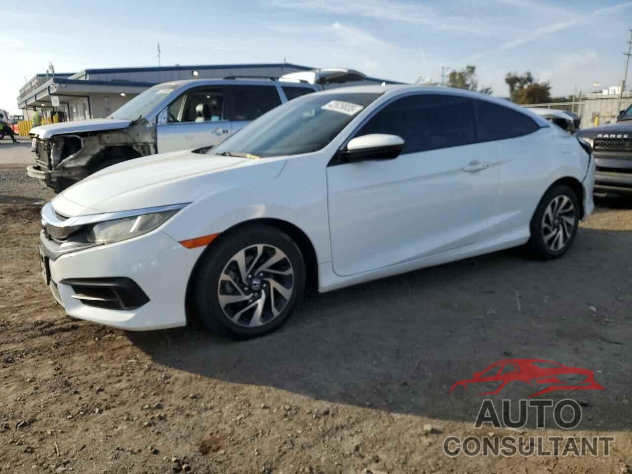 HONDA CIVIC 2018 - 2HGFC4B09JH306795
