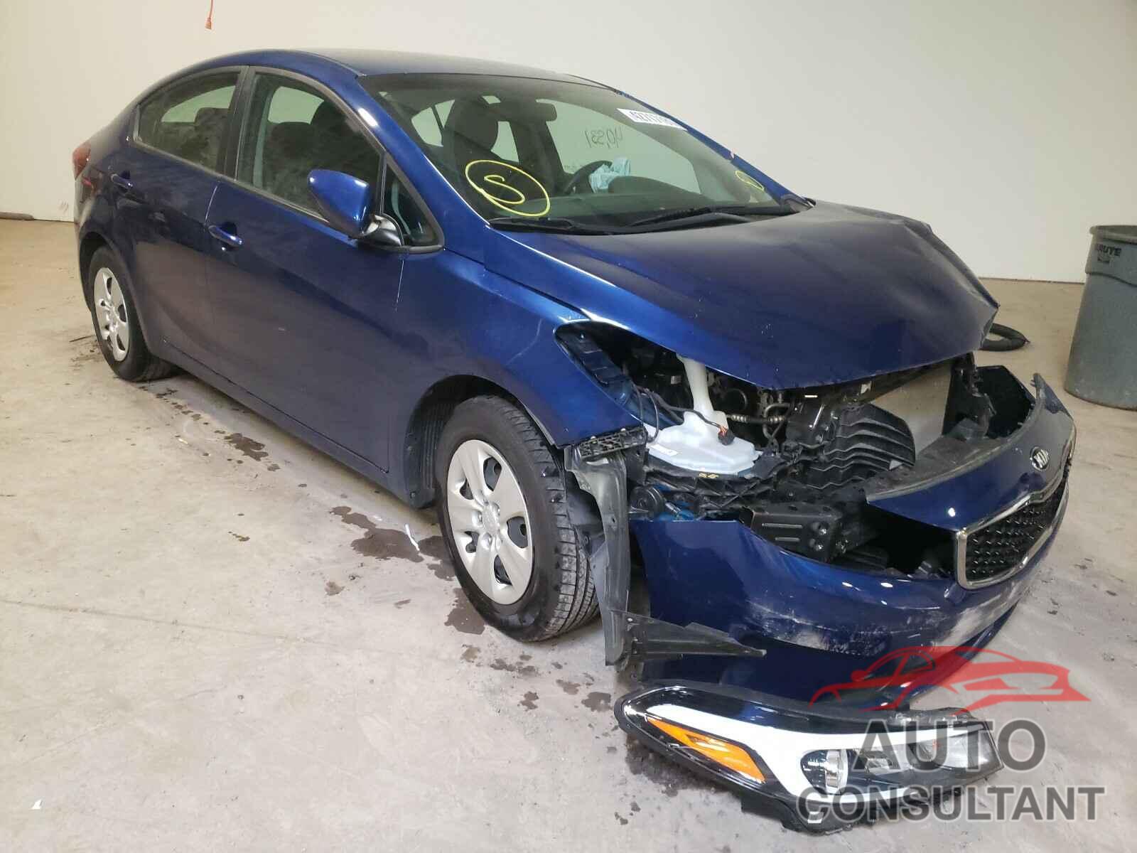 KIA FORTE 2018 - 3KPFK4A76JE258376