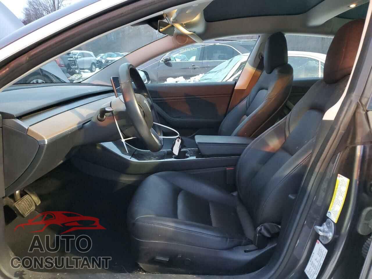 TESLA MODEL 3 2018 - 5YJ3E1EA1JF059292