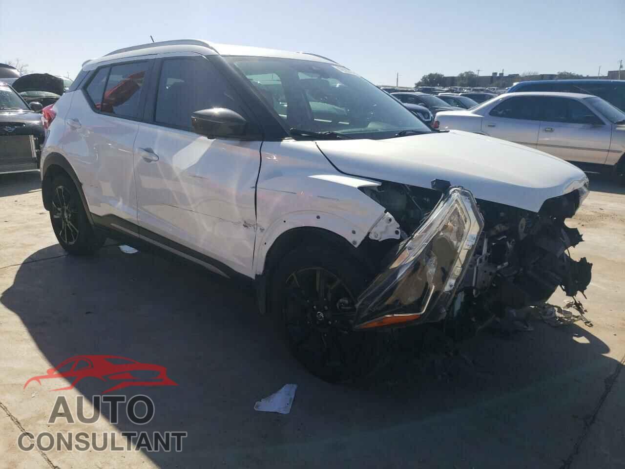 NISSAN KICKS 2020 - 3N1CP5DV0LL548246