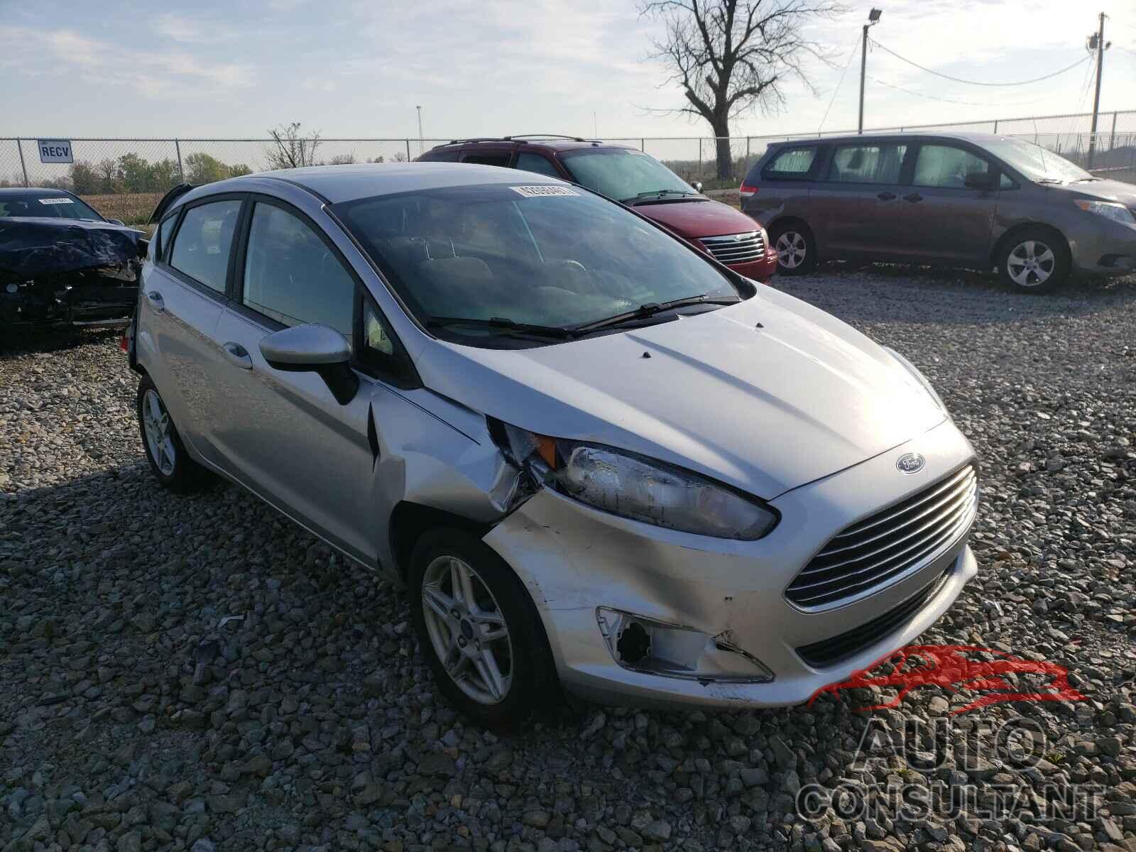 FORD FIESTA 2019 - 3FADP4EJ8KM123783
