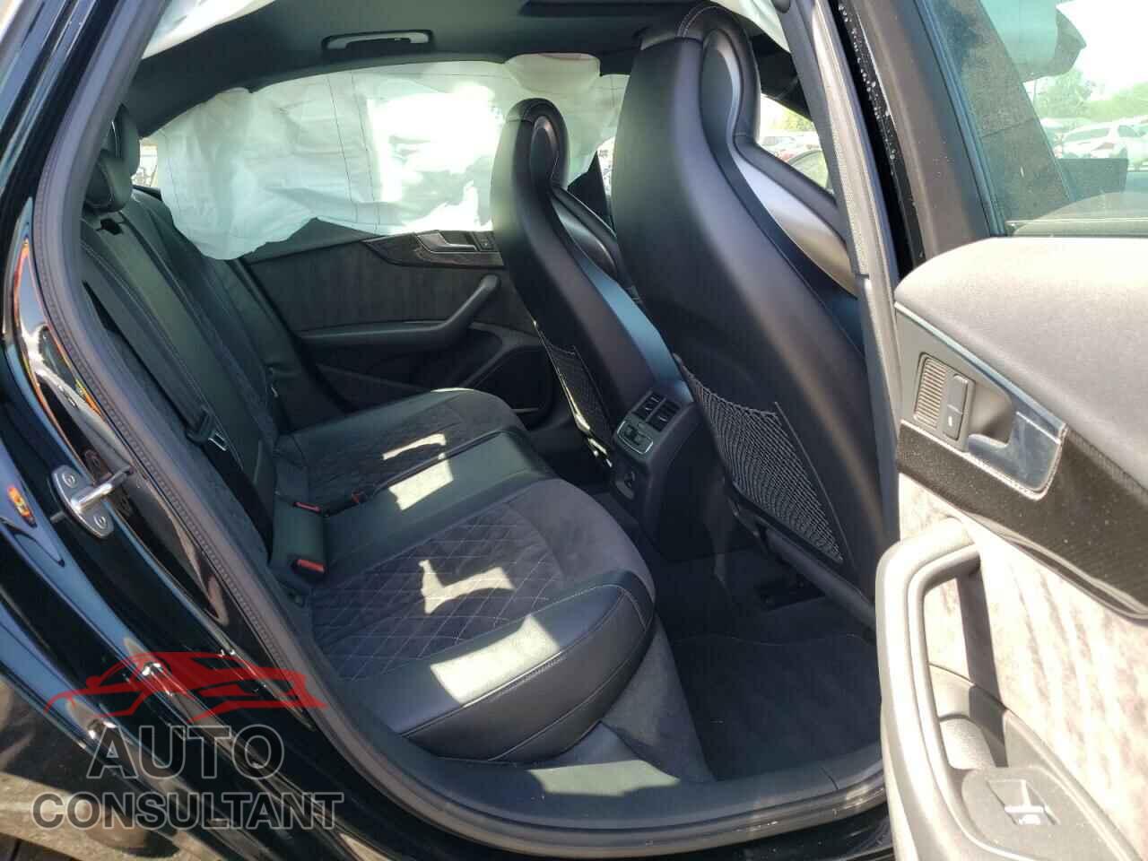 AUDI S4/RS4 2018 - WAUB4AF4XJA135640
