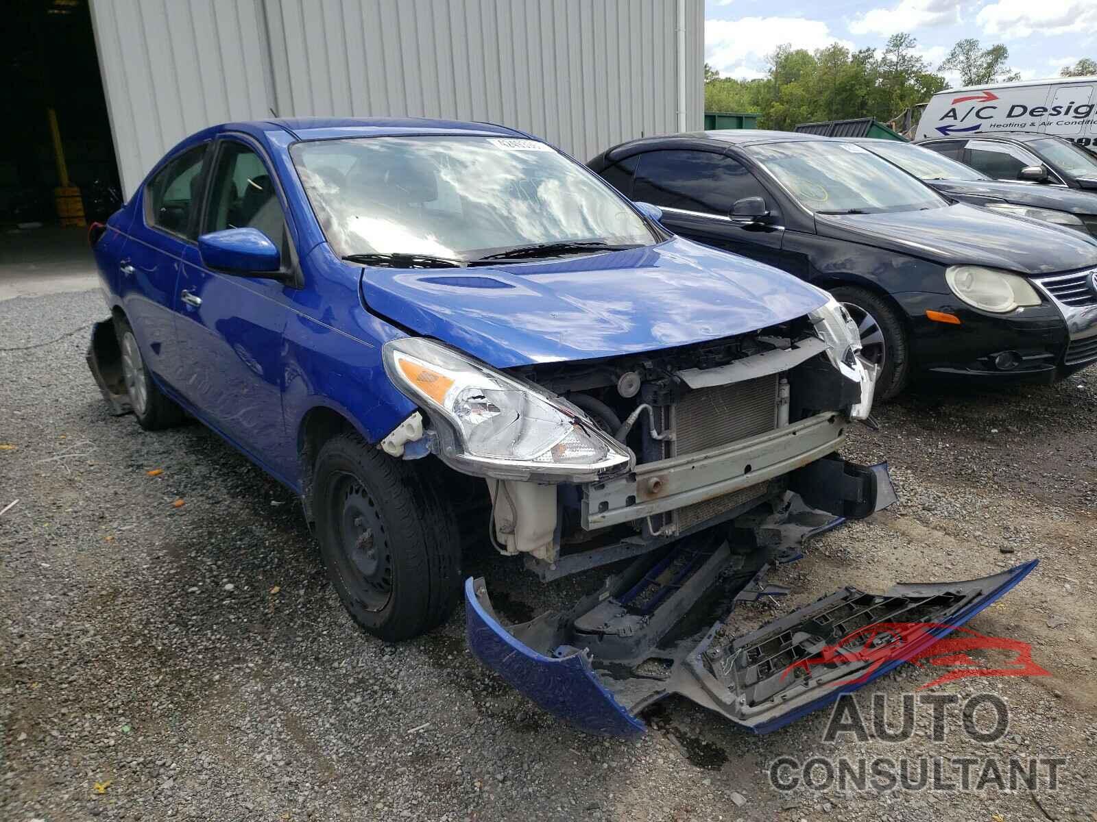 NISSAN VERSA 2017 - 3N1CN7AP7HL823027