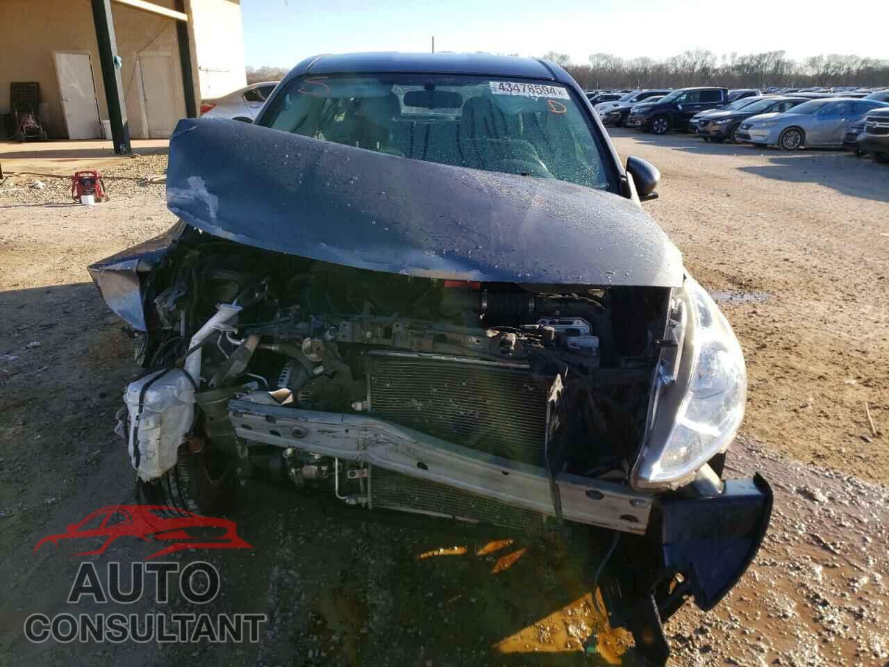 NISSAN VERSA 2017 - 3N1CN7AP3HL891356