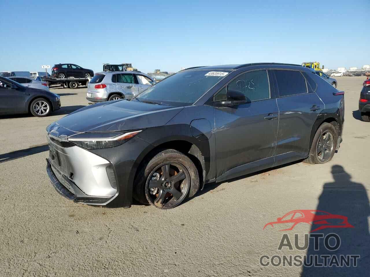 TOYOTA BZ4X XLE 2024 - JTMABACA4RA054871