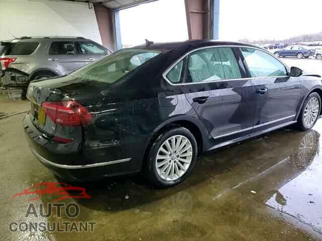 VOLKSWAGEN PASSAT 2017 - 1VWBT7A37HC024384