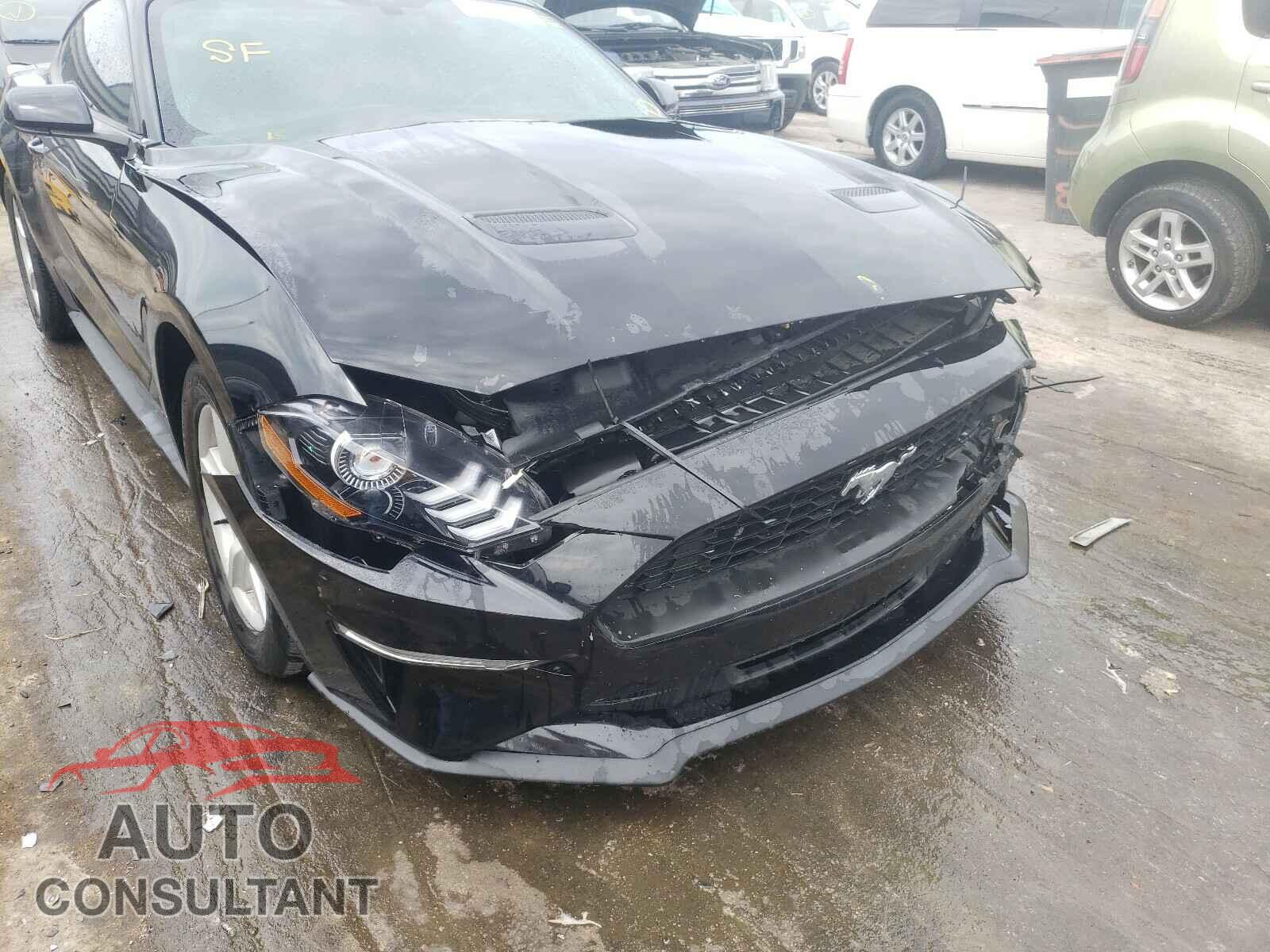 FORD MUSTANG 2018 - 1FA6P8TH1J5101824