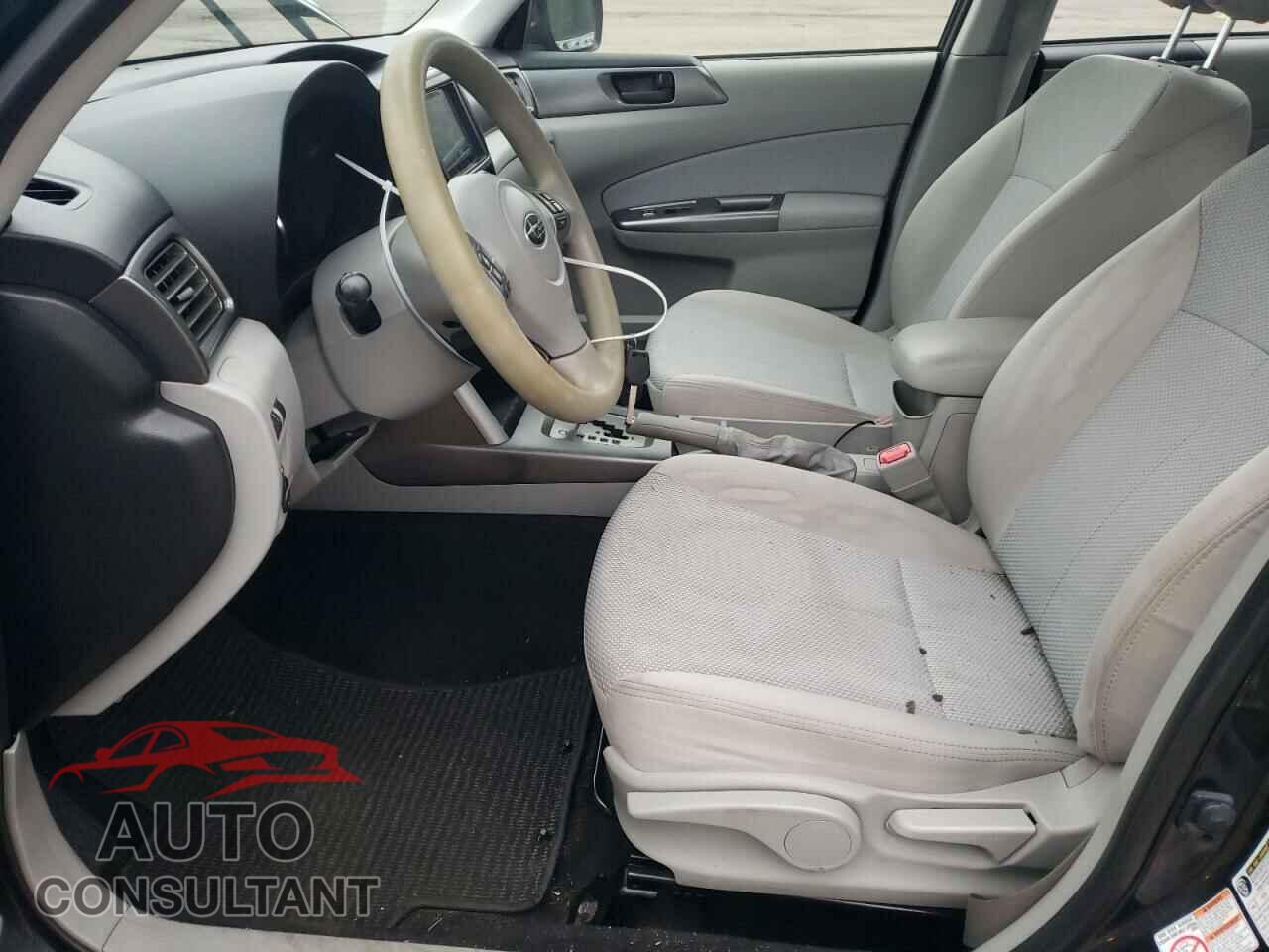 SUBARU FORESTER 2013 - JF2SHAAC9DH439643