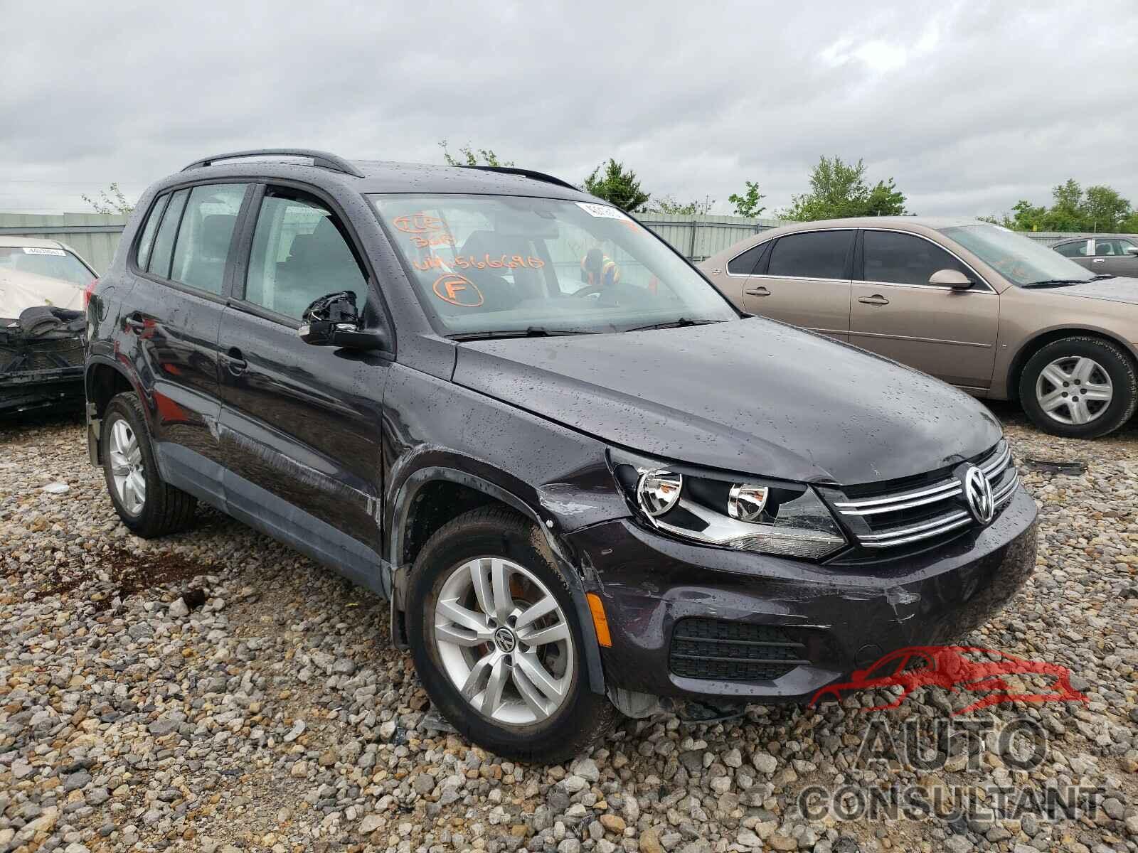 VOLKSWAGEN TIGUAN 2016 - WVGBV7AX5GW566690