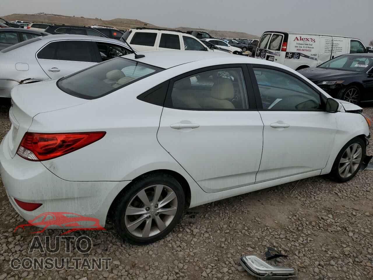 HYUNDAI ACCENT 2014 - KMHCU4AE5EU754302