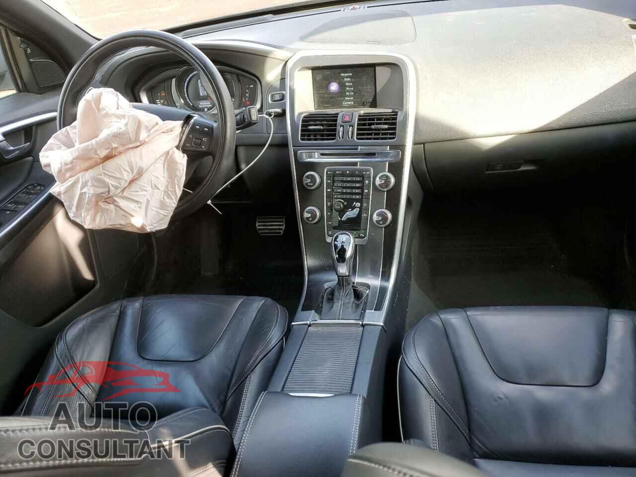 VOLVO XC60 2016 - YV4902RS6G2822384