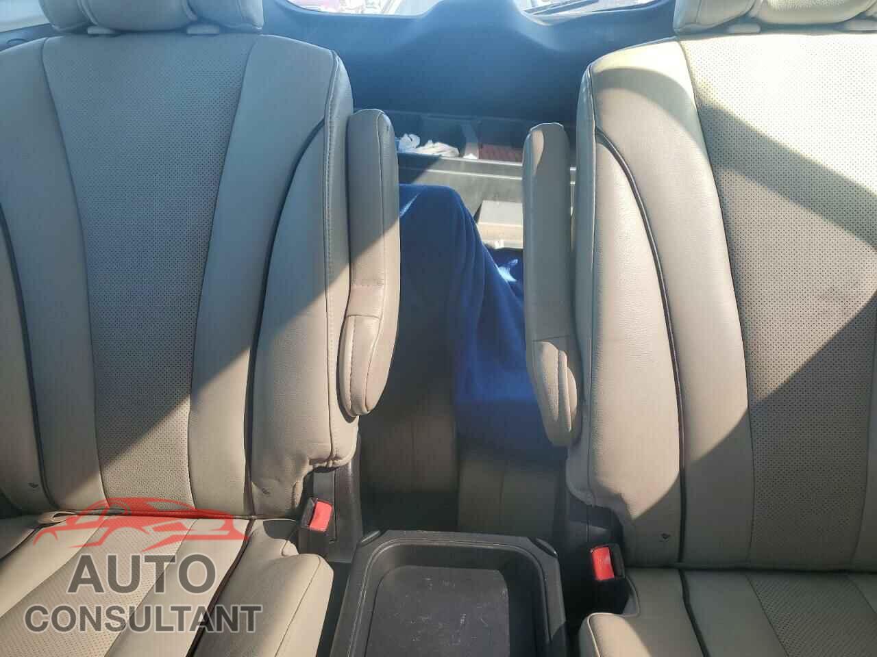 MAZDA 5 2014 - JM1CW2DL0E0165680