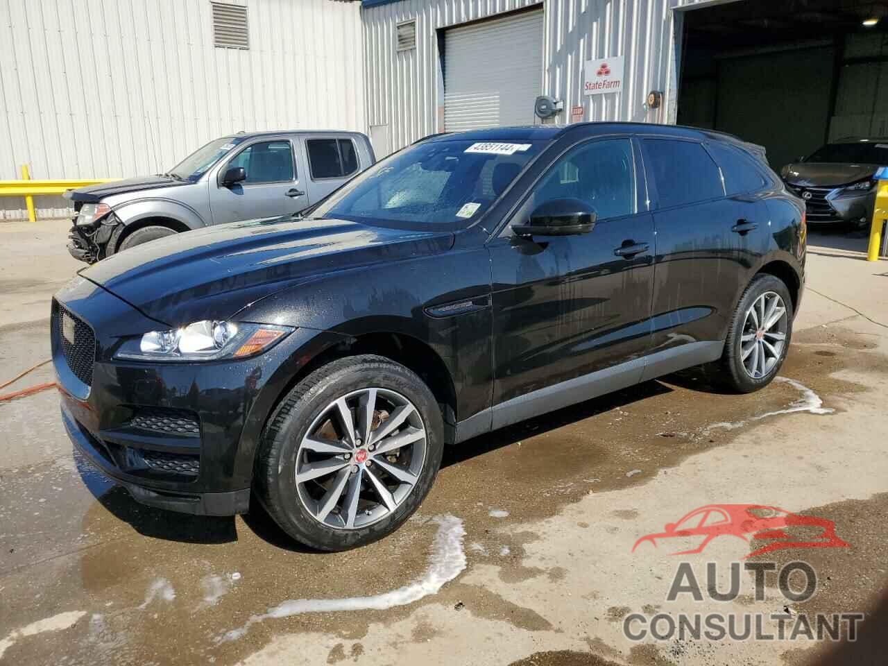 JAGUAR F-PACE 2019 - SADCK2GX9KA391107