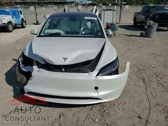 TESLA MODEL 3 2024 - 5YJ3E1EA4RF800921