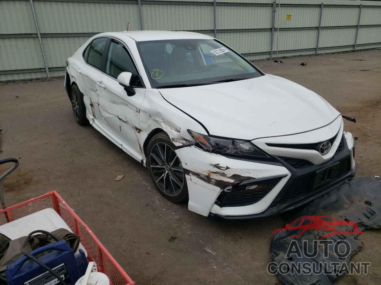 TOYOTA CAMRY 2021 - 4T1G11AK6MU414248