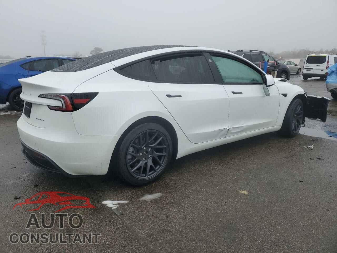 TESLA MODEL 3 2024 - 5YJ3E1EB7RF796212