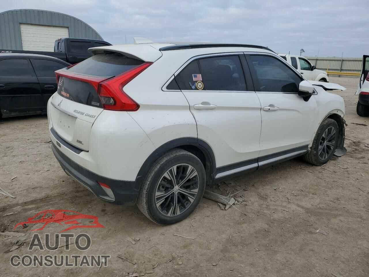 MITSUBISHI ECLIPSE 2018 - JA4AT5AA3JZ047269