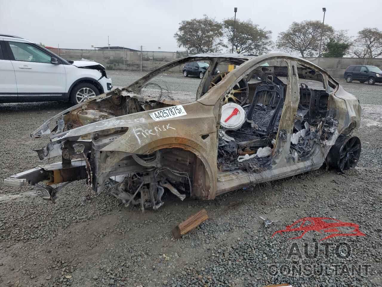 TESLA MODEL Y 2023 - 7SAYGAEE8PF746932